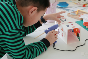 一天建筑营 | 8月14日|解读美术馆建筑，制作「光的盒子」，捕捉光与影！