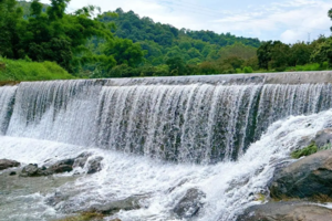 【靖西仙境.德天瀑布4天高铁】周四出发｜德天瀑布+明仕田园+通灵大峡谷+鹅泉+锦绣古镇 +渠洋湖