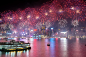 【香港初二烟花汇演】大年初二出发 | 香港迎新春烟花汇演+港岛径龙脊+大浪湾+长洲岛+南丫岛