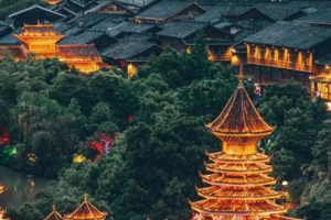 【黔桂联游3天】国庆每天出发｜探秘“黔东南秘境”肇兴侗寨+堂安梯田，侗家风情；桂林，漫游象鼻山、日月双塔、两江四湖