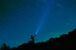 【茂名石镬坳】每周六晚出发 | 流云飞瀑，日出云海，夜爬石镬坳1天1夜