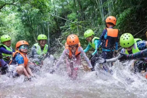 【8月23日独立营】南昆山溯溪│这个夏天，溯溪趣野避暑！溯溪、泅渡、攀瀑，精彩不停！大巴来回~