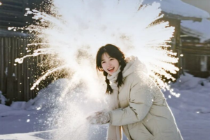 【冰雪梦幻C线2-8人精品小团】4天3晚丨亚雪公路+中东铁路小镇+童话雪乡+5s滑雪3小时+梦幻雪山+泼水成冰经典小环线