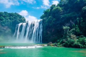 【贵州动车路线汇总】每天出发 | 梵净山、小七孔，黄果树瀑布、黔东南、西江千户苗寨等