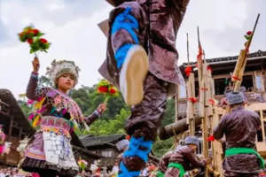 【肇兴年俗盛宴】11.21-23，12.19-21｜侗家人开始过年啦！畅游黔东南秘境—肇兴侗寨，探秘红色经典—黎平古城，