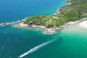 【深度三门岛】广东'小塞班’，玩转三门岛：浮潜+桨板+赶海+沙滩晚会，登山盟海誓峰，探秘防空洞