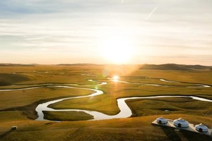 【秋季梦幻草原】5天4晚海拉尔+莫日格勒河+莫尔道嘎+敖鲁古雅+恩和小众秘境+边境卡线+滑草+烤全羊+牧户+骑马