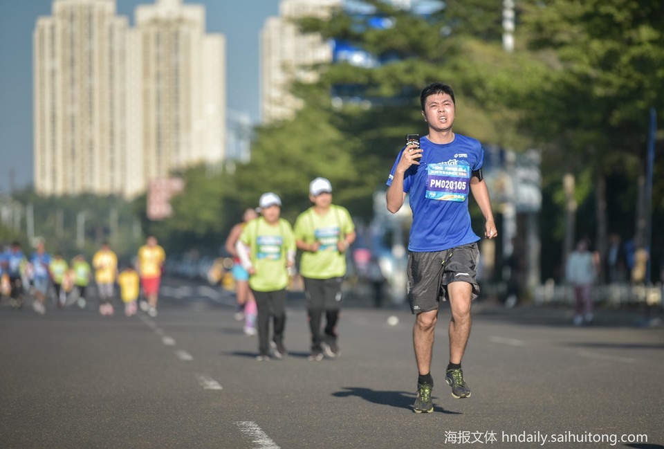 20191124 跑步手势 (19)