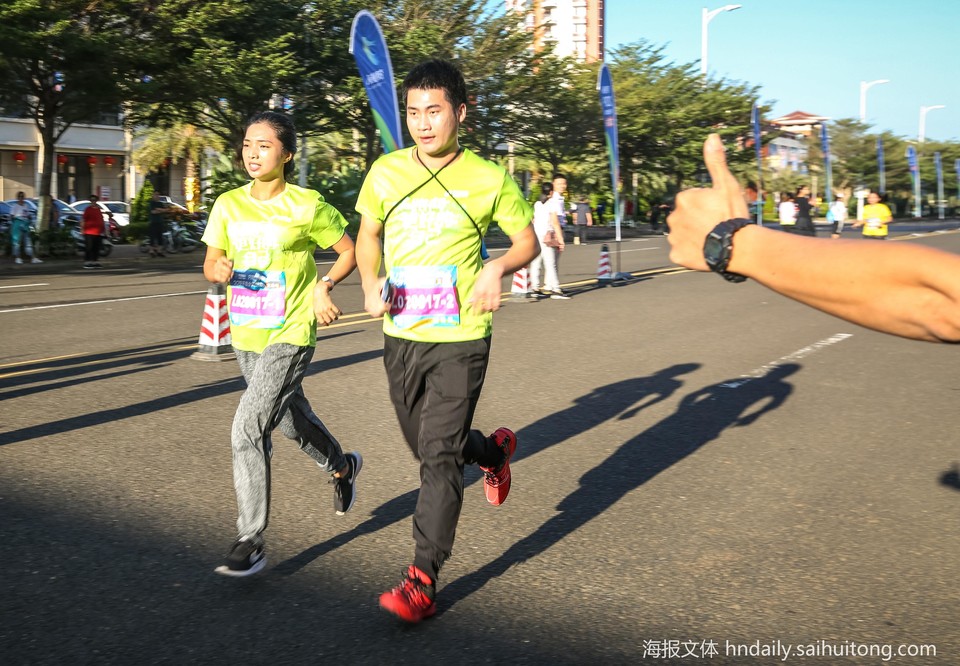 20191124 跑步手势 (29)