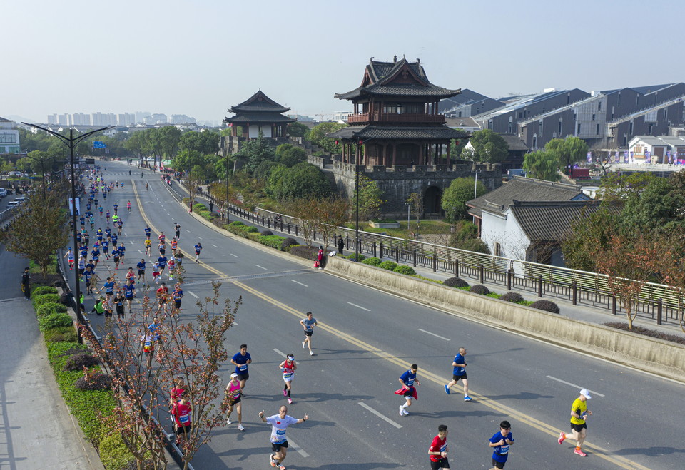 跑马古城-章安庆