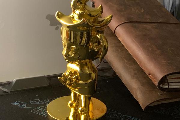 【这就是你们一直想要的小金人】燃比娃金樽