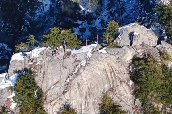 12月4日（周六）黑沟穿越九鼎万花山