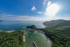 周三/六【深度三门岛2天】广东'小塞班’，玩转昔日禁地：浮潜+桨板+赶海+沙滩晚会，登山盟海誓峰，探秘防空洞