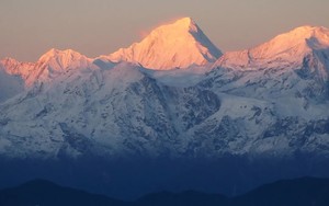 【大美四牛】川西小环线  8人VIP小团 · 四姑娘山双桥沟+牛背山+墨石公园+八郎生都+中路藏寨+红海子5日·半自由行