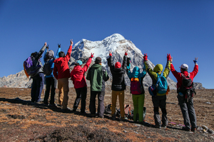 【亚丁小转山】 卡斯地狱谷穿越稻城亚丁+波用措 蛇湖徒步露营6日