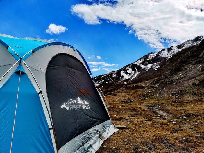 人,一生一定要登一座雪山。 人,一生一定要登一座雪山。