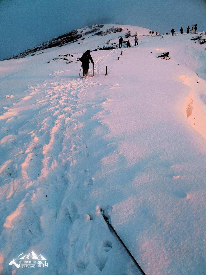 人,一生一定要登一座雪山。 人,一生一定要登一座雪山。