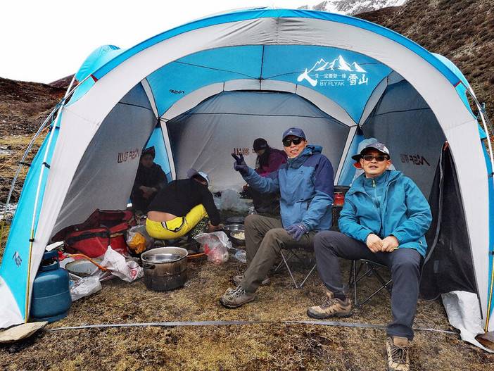 人,一生一定要登一座雪山。 人,一生一定要登一座雪山。