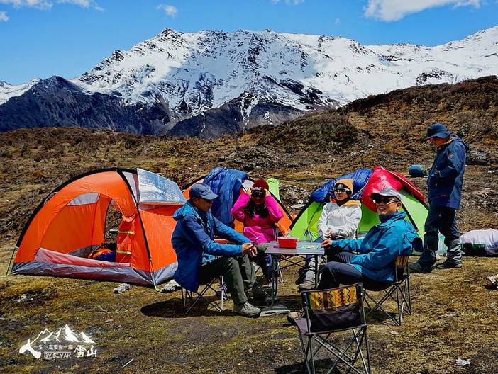 人,一生一定要登一座雪山。 人,一生一定要登一座雪山。
