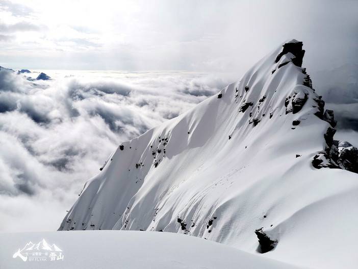 人,一生一定要登一座雪山。 人,一生一定要登一座雪山。