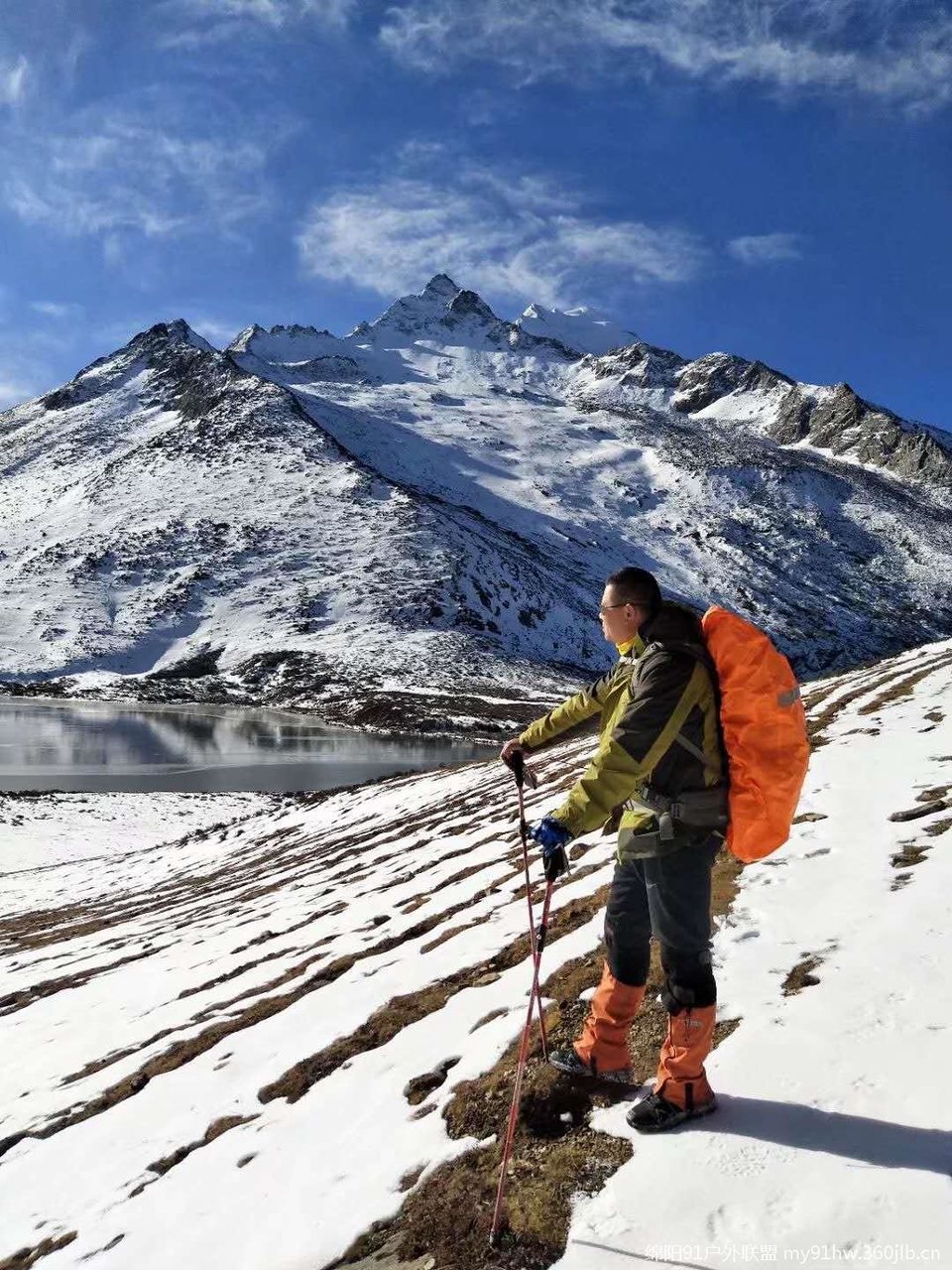 _2UxCLuIkEqW7gjvMiYgrES4IFVI2hkRMnl3eiD4pU8Xs47DB5B577LDWvAihO4A