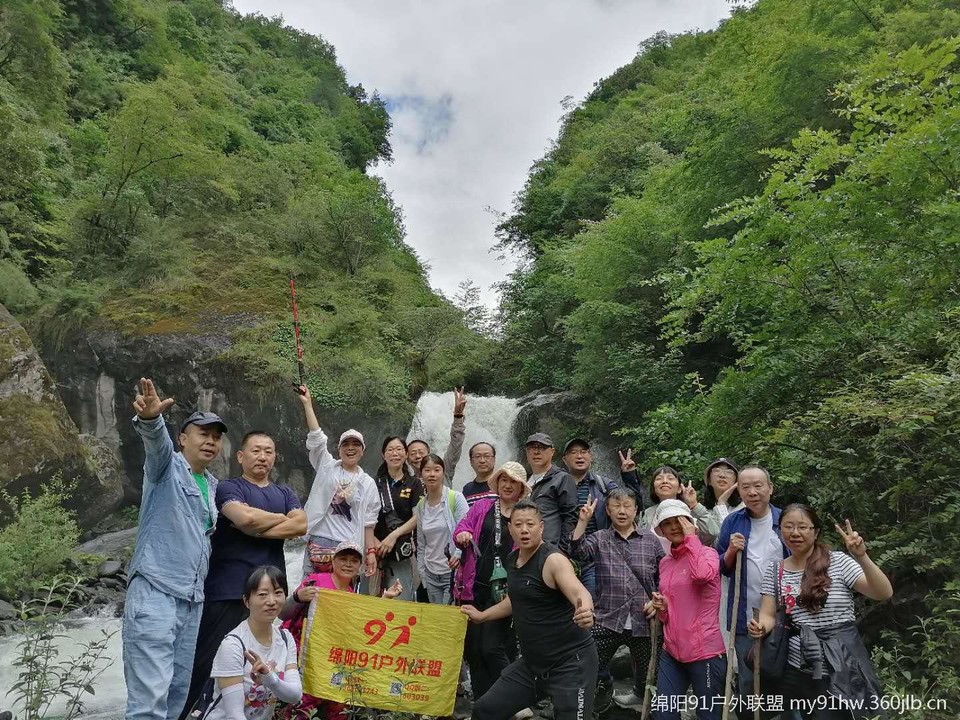 4HUvMD8EVd-mBi8hIa-9-ogHbA8acsJhKpW-PrsUhFvwd2HyI83ucJFJWT_WZl-_