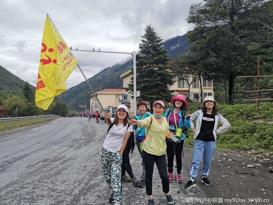 kDYfOP-HMWDDd1nz6q7vqY_Ba1iWbm1IwXycl_Lc7JKpp0VzqorV24dSgcFNsIq0