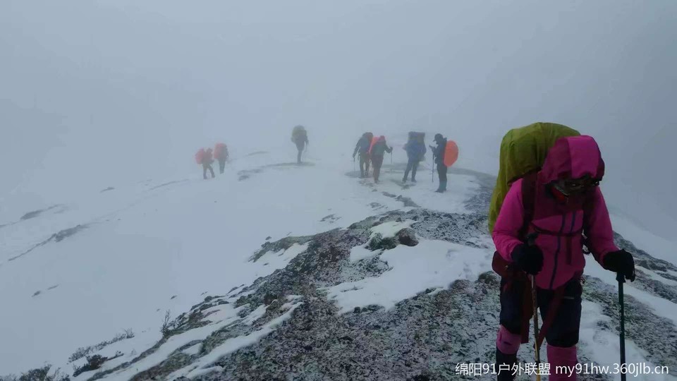 V5i3ZdYZMJ27e_Vs2mj0HYtzBSfcSvSsSOCv2AzF0lbEEHtRC5pRNJ_gGF1hgqVF