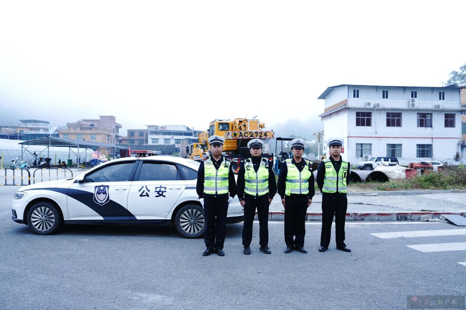 83e96f4a2bda22e39ff14ff20da455ae