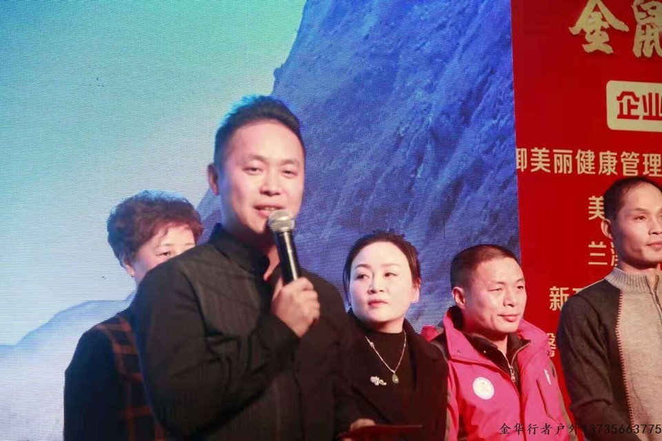 FmRmt-8tGb9OVyju_InyMTnaQoVUX0ZriEFadKQGOzQaF_ucDF2d4Z6EF1lD4ZYD