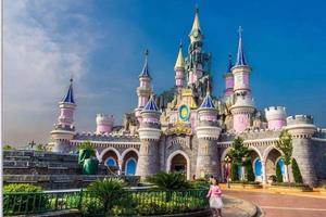 10.1-2國慶 方特東方神畫+象山中國海影城 嗨IN濕身節 半邊山沙灘二日游