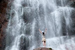 【避暑勝地】9月8日已成團(tuán)，特價(jià)198元，遂昌神龍谷、千佛山二日游！