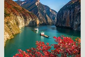 11.12中國十大徒步路線之一，用腳步丈量三峽，觸摸盛開的紅葉