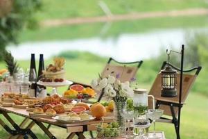 年輕人的團建當然是隨心所欲的玩兒！里良湖6000方大草坪玩嗨！