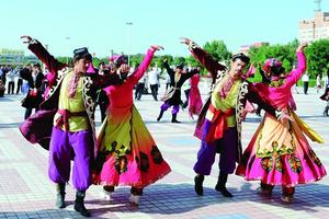 5.18特價踩線【玩聚南疆】深度漫游8日