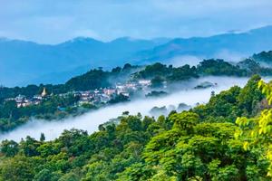 8.17【秘境佤鄉】滄源翁丁村-哀牢山-景邁山-魯史古鎮-西盟龍摩爺-古墨村9天深度游（暢泡峽谷溫泉）
