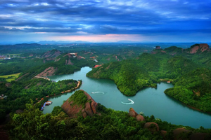 【政府補貼?遇見龜峰】弋陽龜峰?丹霞地貌?船游清水湖純玩二日游