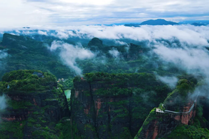 【跟著徐霞客游丹霞】弋陽龜峰?船游清水湖?打卡仙人城?問道兜率宮純玩二日游