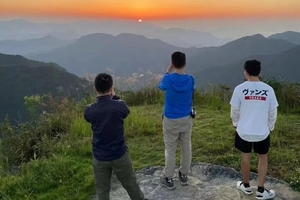 5.1-3 沪杭出发 轻户外徒步 大雷山牧云谷  |  看高山日出，天空之境，穿越悬崖、洞穴，绿野仙踪打卡韩妃江