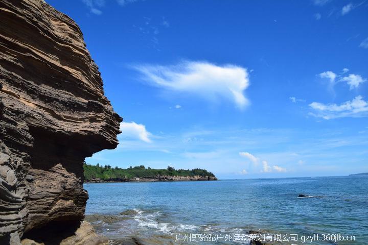 9ff8f6a2-d825-4451-9b96-28db2ea95bda_720_