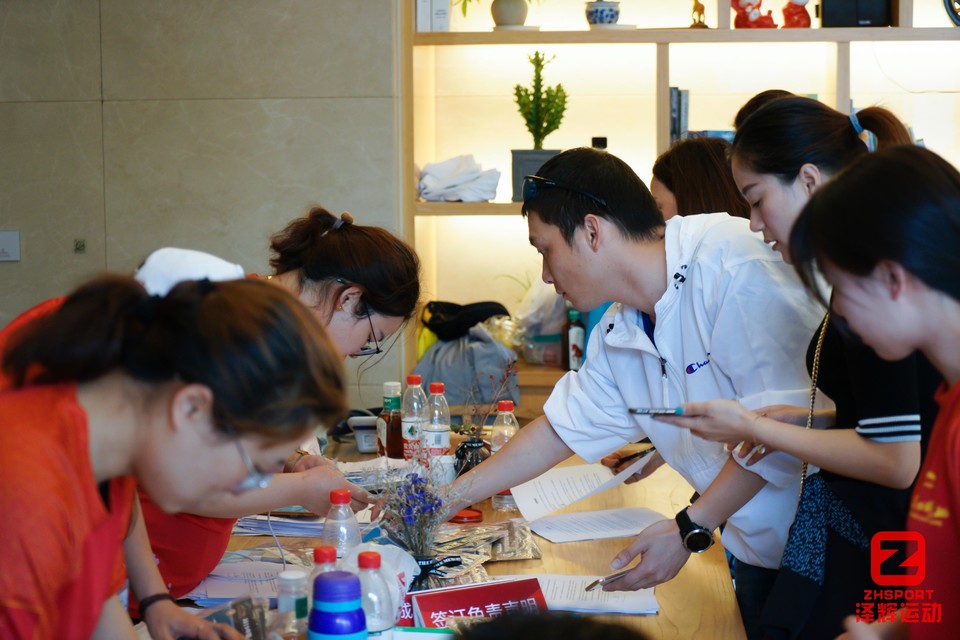 e9d274ecb5080c7c7228ff4c2b4f718