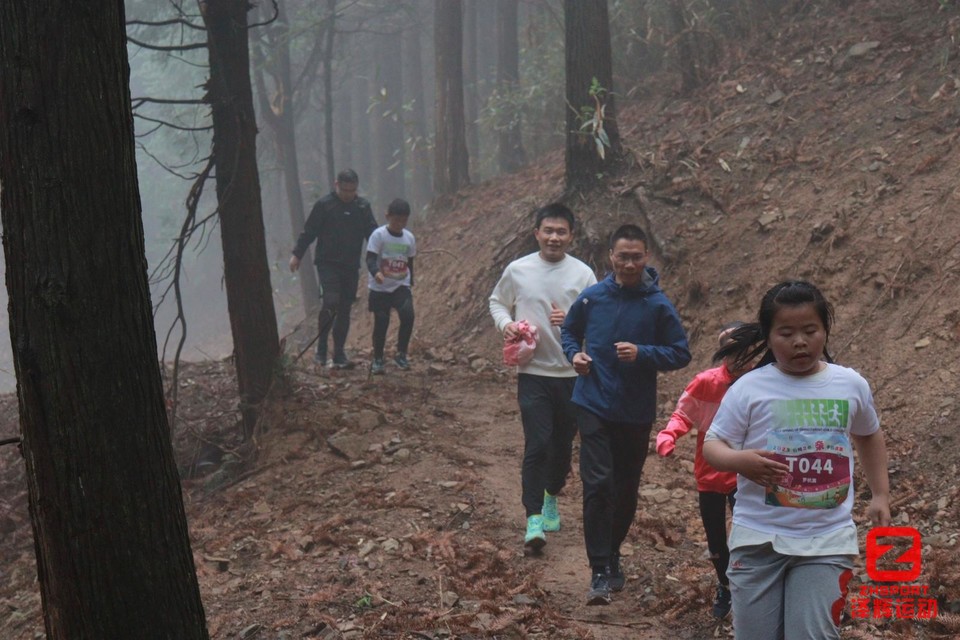 A06531A2-34D7-4099-AAC8-11EF2D9E270F