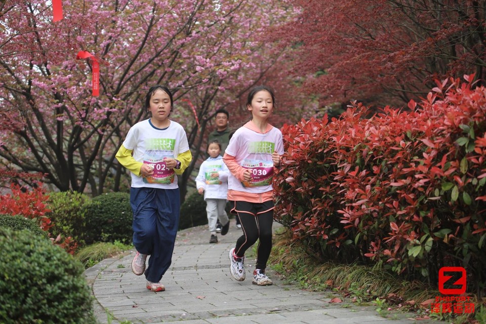 D0C0E3E0-DAE7-4138-8390-1B61BE843F3A