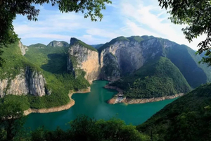 【户外徒步】4月1日-2日 恩施野三峡、清江大峡谷、蝴蝶岩、黄鹤峰林