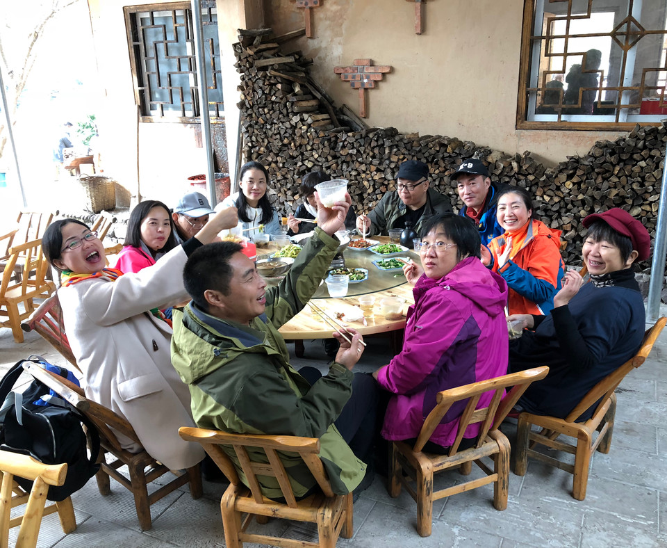 mmexport1542342426300