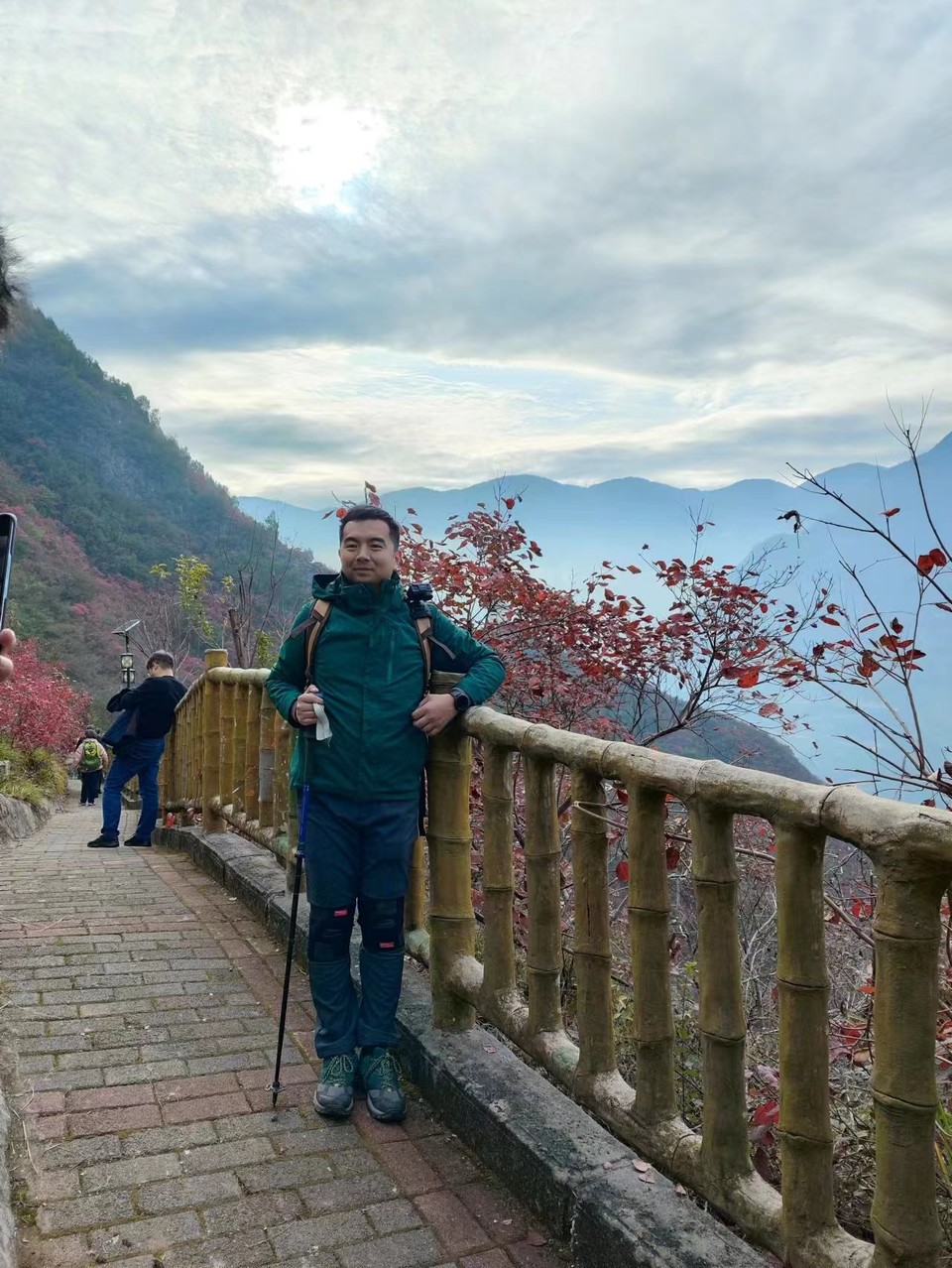 e051d9d9046ff590fba91f74015174a