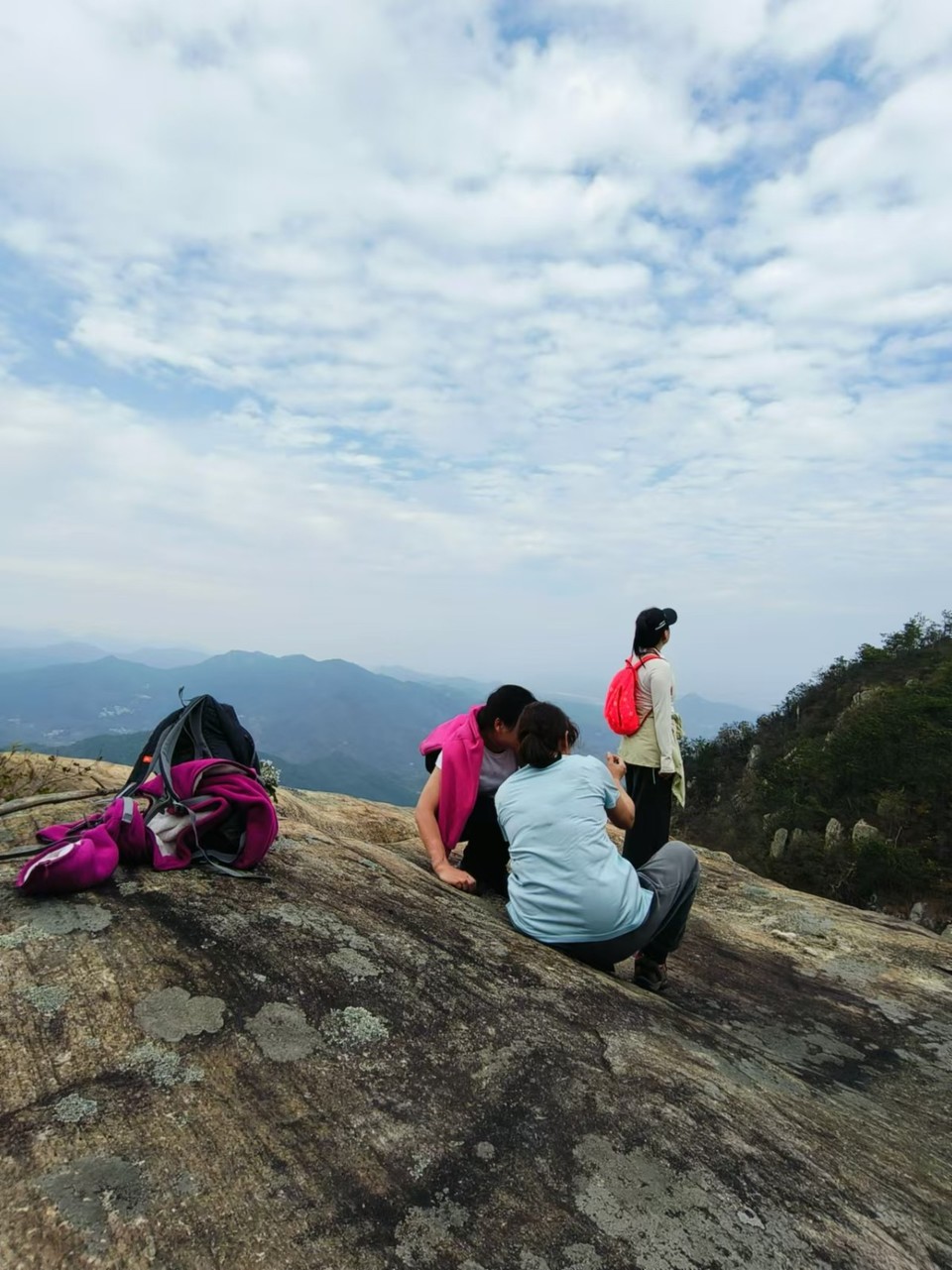 mmexport1730123665805