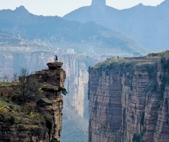 【5月1-4日】穿越国家地理杂志推荐的中国十大徒步路线---南太行（郭亮村，昆山挂壁公路，九连山）