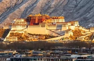 4月25日-5月3日【自驾318川藏线】——川西、稻城亚丁、羊卓雍错，纯玩自驾9日旅拍小团