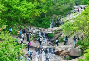 【5月10日|周日】新晋网红徒步地｜大悟百步梯原生态峡谷，听风赏瀑观大风车